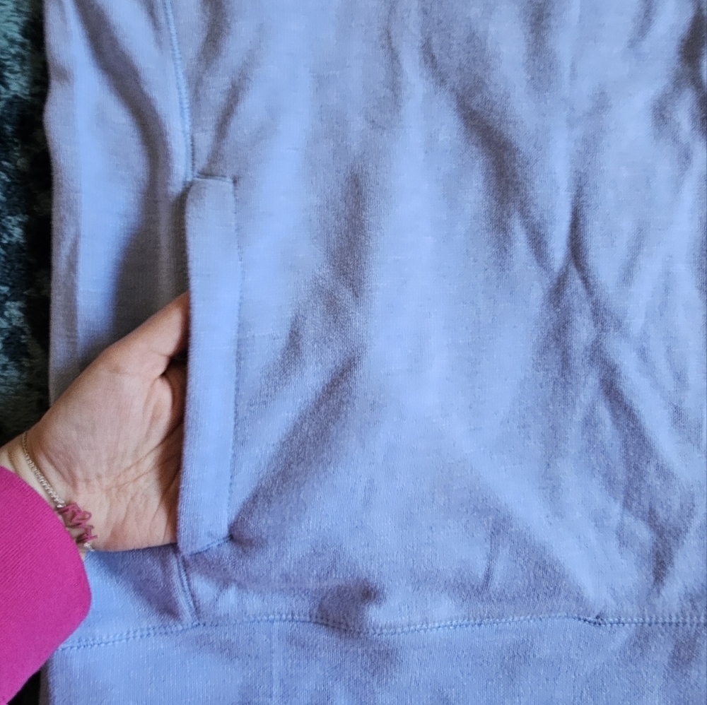 Tommy Bahama long sleeve, size XL - Picture 8 of 12
